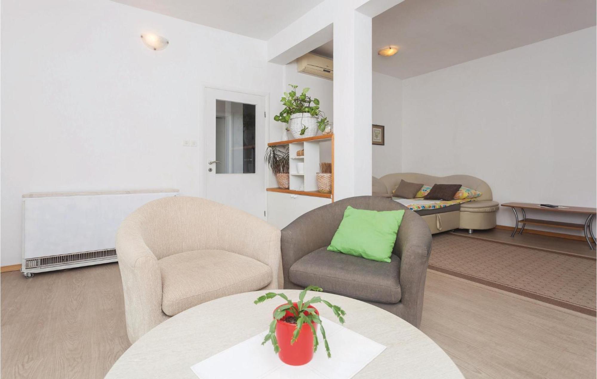 Cozy Apartment In Zaton Veliki With Kitchen Kültér fotó