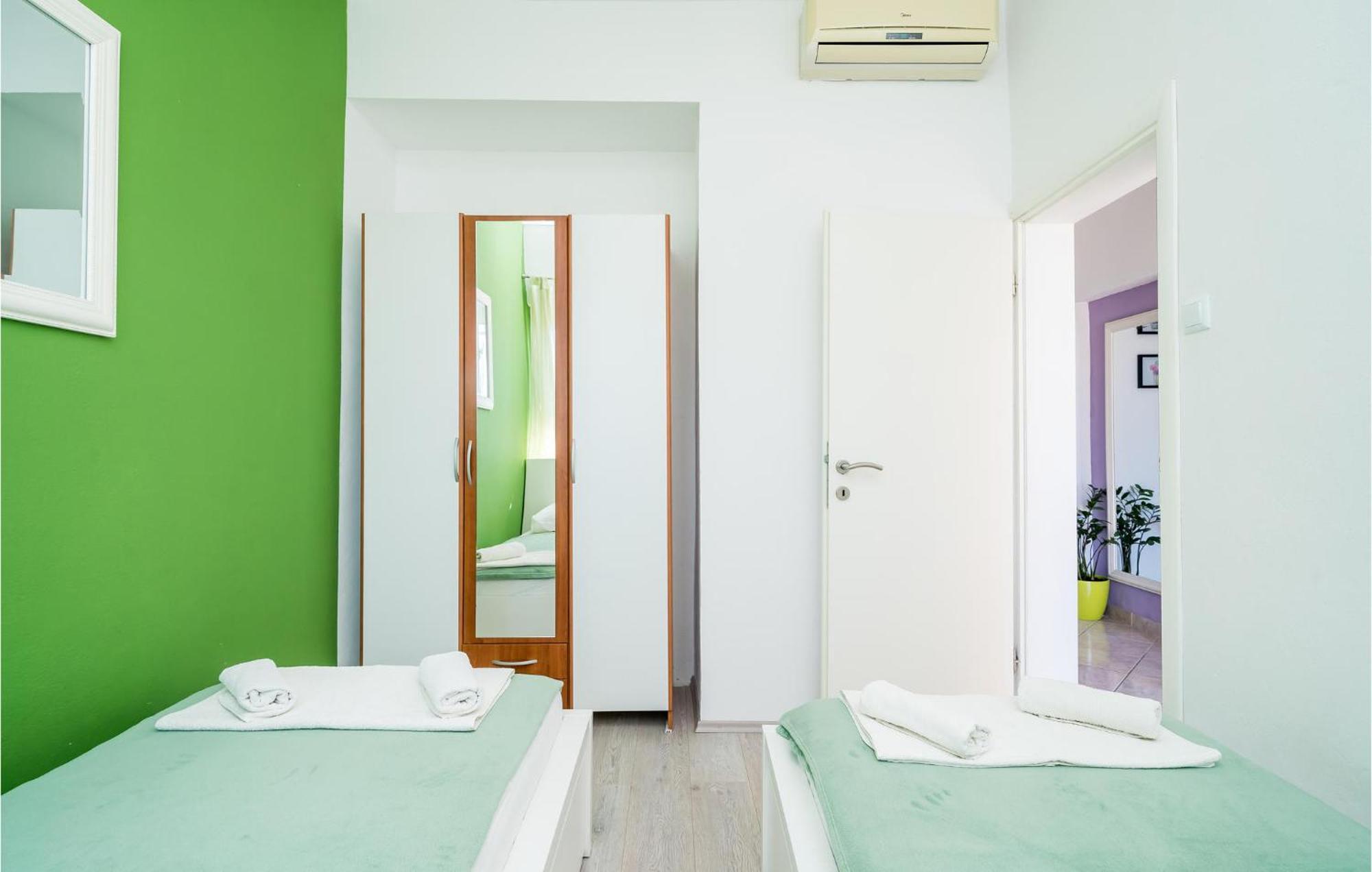 Cozy Apartment In Zaton Veliki With Kitchen Kültér fotó