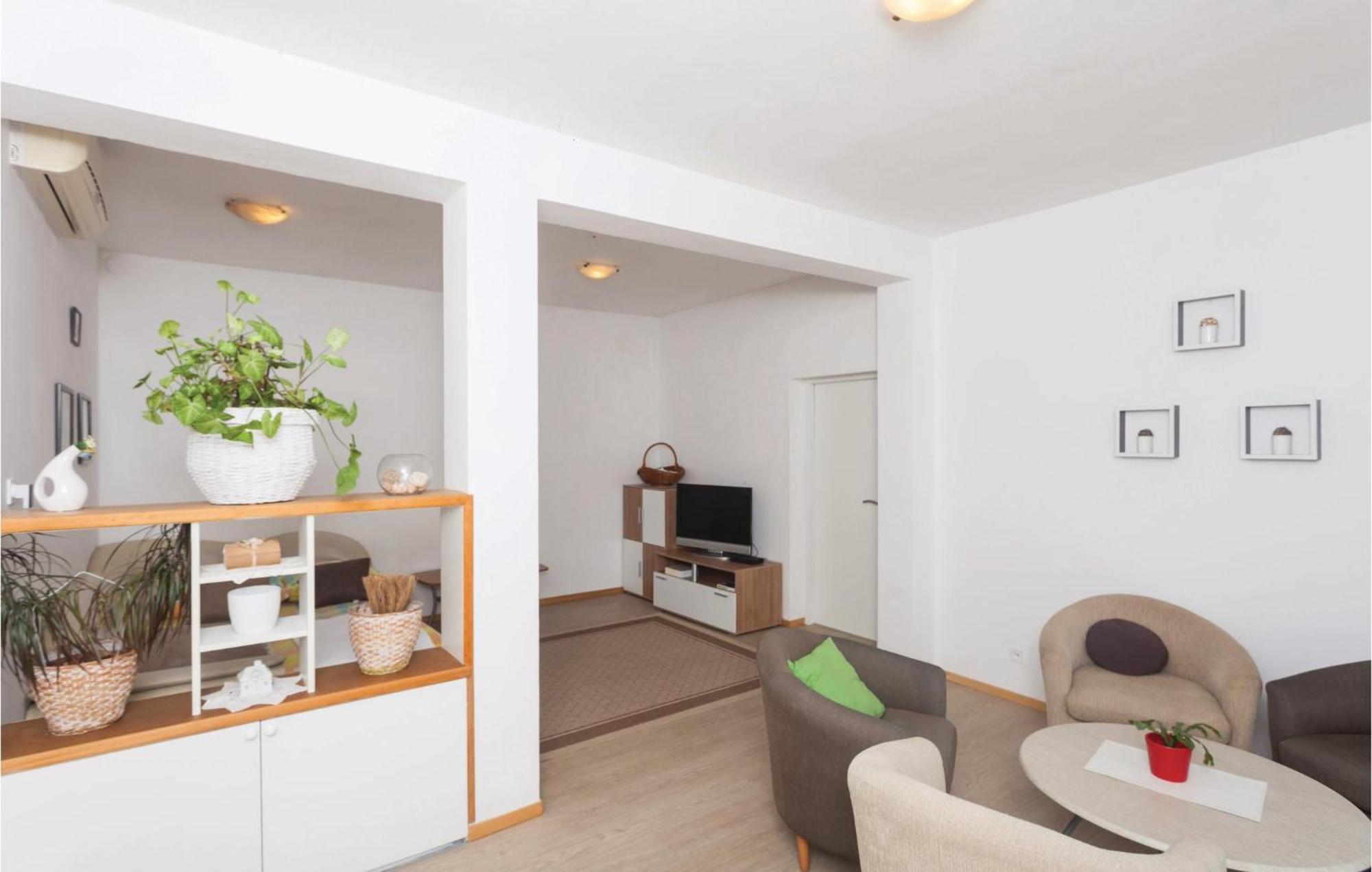 Cozy Apartment In Zaton Veliki With Kitchen Kültér fotó
